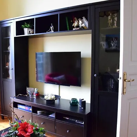 Beachfront Neoclassical Vakantiehuis Kalamáta