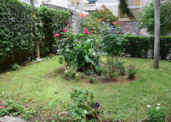 Casa de Férias Beachfront Neoclassical Calamata