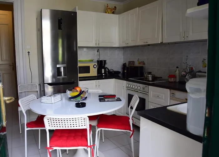 Beachfront Neoclassical Casa de Férias