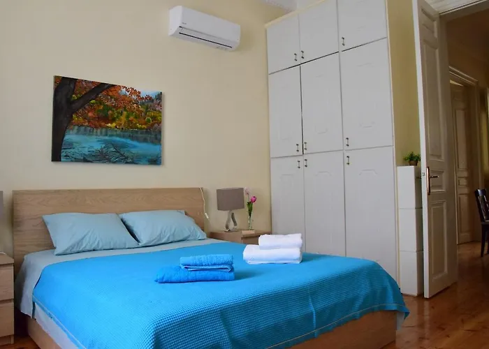 Beachfront Neoclassical Casa de Férias